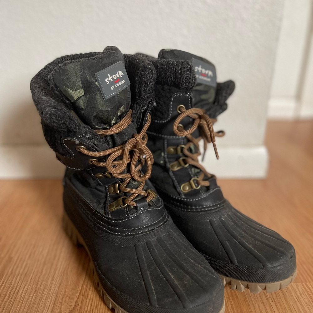 Storm by Cougar Women’s Creek Duck Boots Size 8 Black Green Camo
